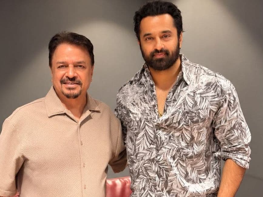Unni Mukundan to Direct His 50th Film; Partners With Panorama Studios
