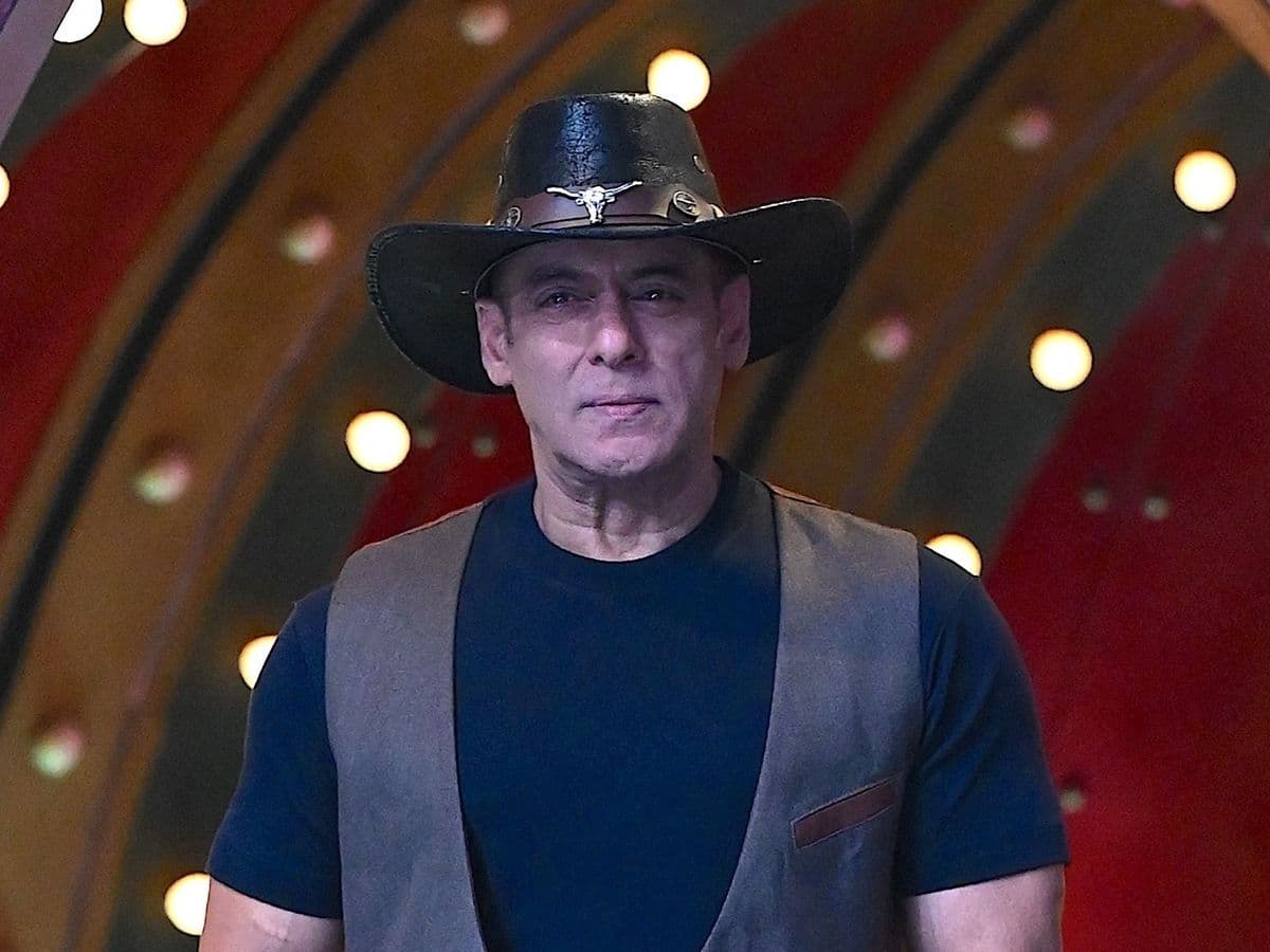 Sofia Hayat slams Salman Khan as ‘hypocritical idiot’; claims he hasn’t evolved like Amitabh Bachchan