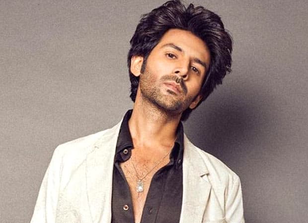 Kartik Aaryan’s knee surgery a success; he’s back home and on the mend