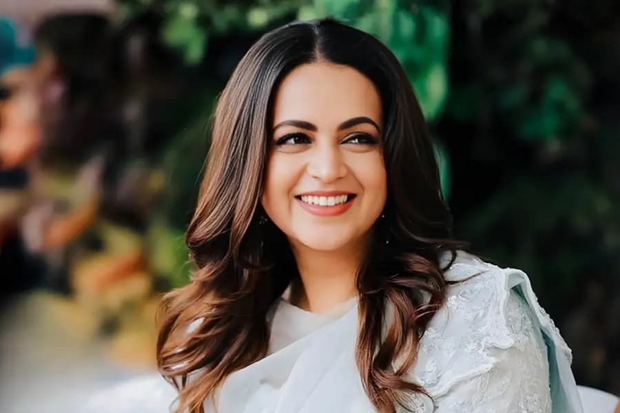 ‘എനിക്ക് ഫെയ്സ്ബുക്ക് അക്കൗണ്ട് ഇല്ല, എന്റെ പേരിൽ പ്രചരിക്കുന്നത് വ്യാജം’; മുന്നറിയിപ്പുമായി ഭാവന